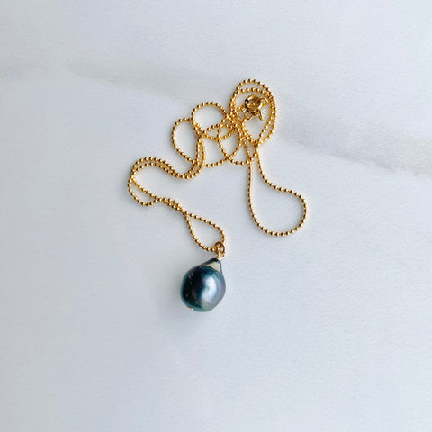 Tahitian Pearl and Gold Necklace