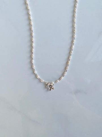 Flower Pendant & Pearl Necklace